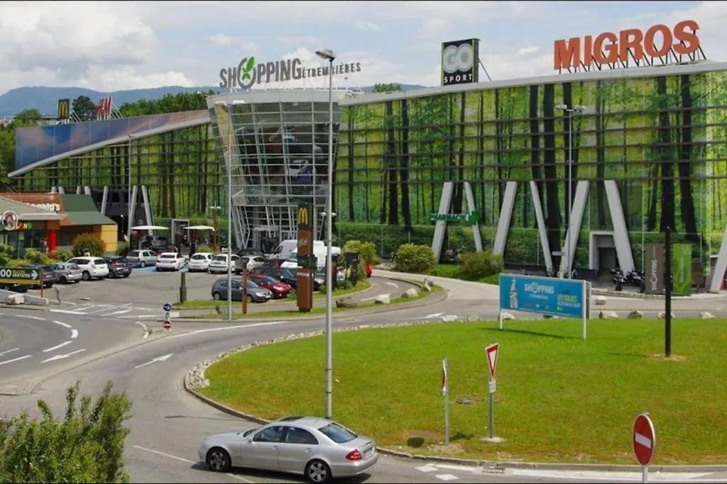 Embnb - Studio Near Geneva - S204,4 contacts