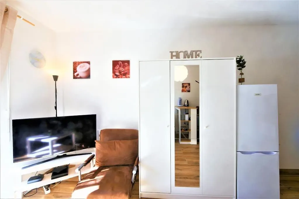 Embnb - Studio Near Geneva - S204,4 Etrembieres Apartment